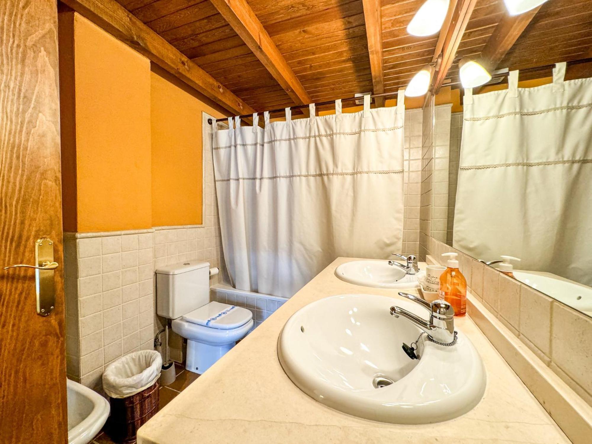 شقة Duplex Moixero Escapada En La Montana بُويكثيرذا المظهر الخارجي الصورة